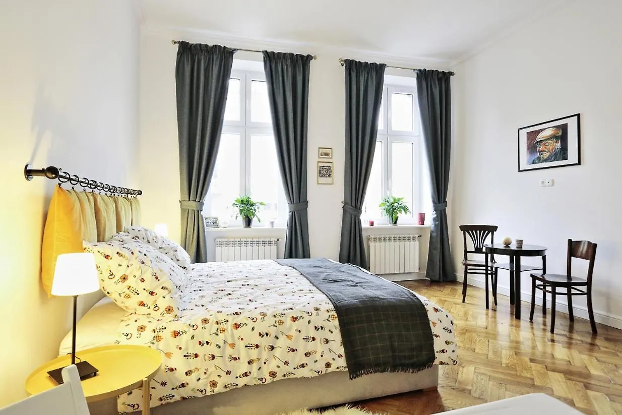 Apartment Sloneczne, 3 Pokoje, Stare Miasto, Wawel, Kazimierz Krakow Poland